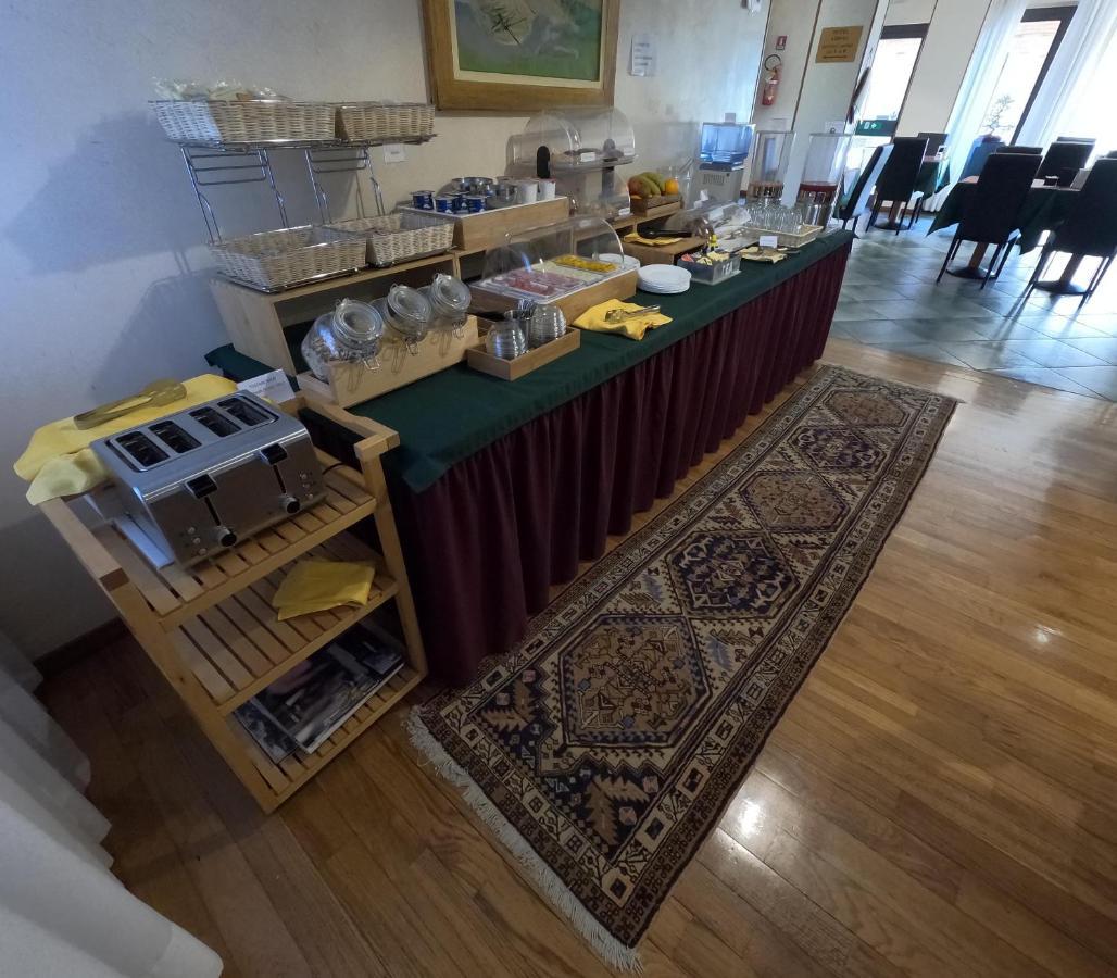Hotel Air Bag Lodi Eksteriør bilde
